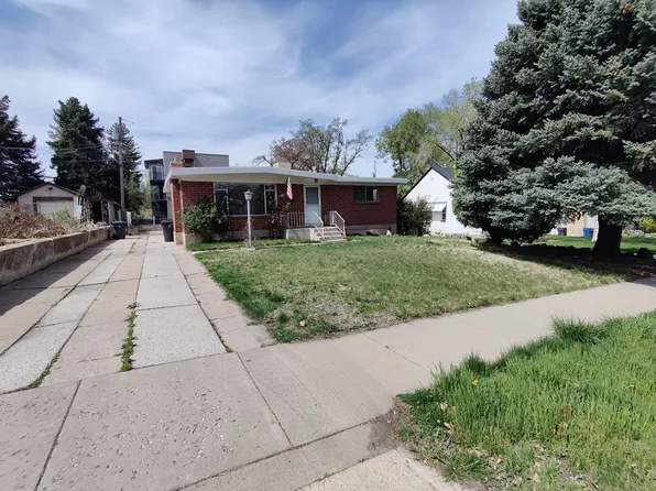 325 E Chimes View Dr, South Ogden, UT 84405