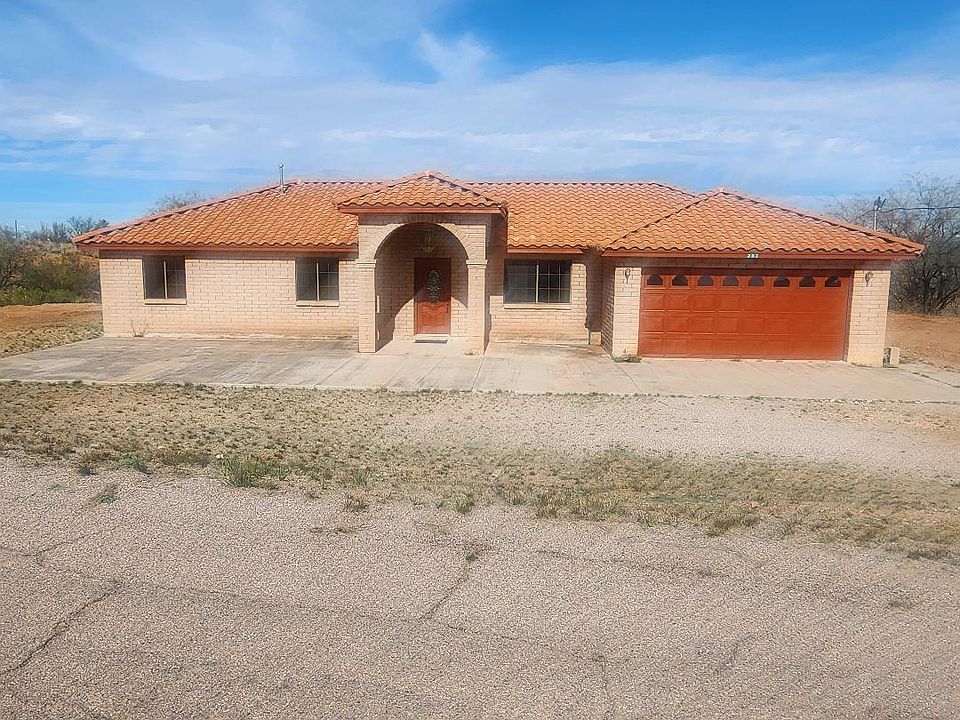1st image of 282 Tlaxcala Ct