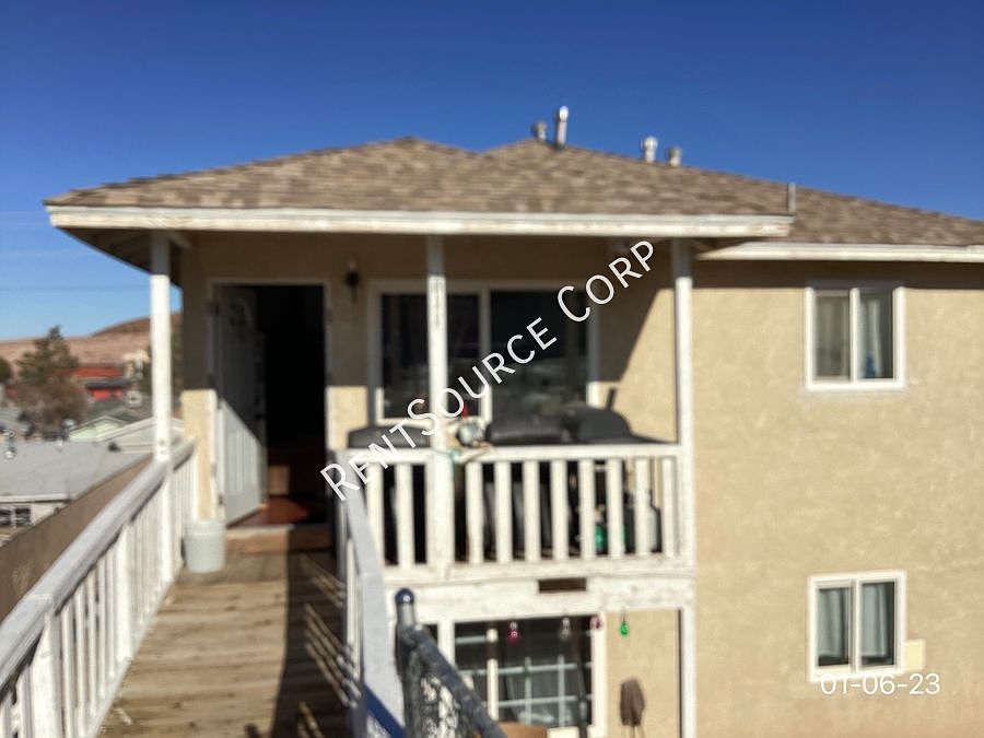 1st image of 611 W Buena Vista St #1