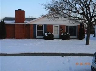 608 Willowick Dr, New Carlisle, OH
