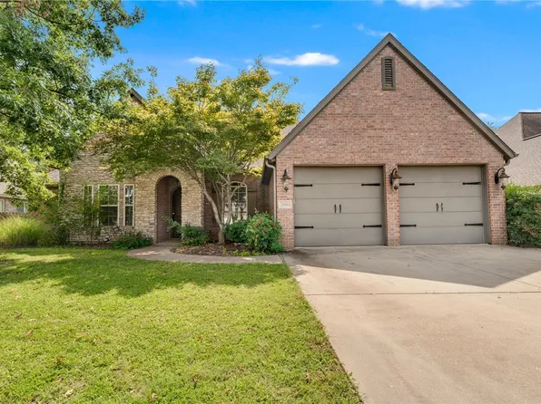 3500 W Kirkwood St, Rogers, AR 72758