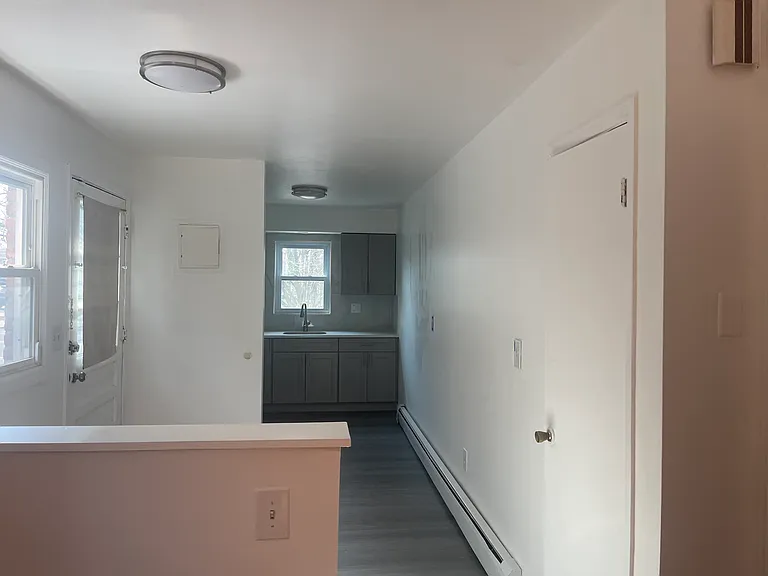 Woolley Ave — Photo 9