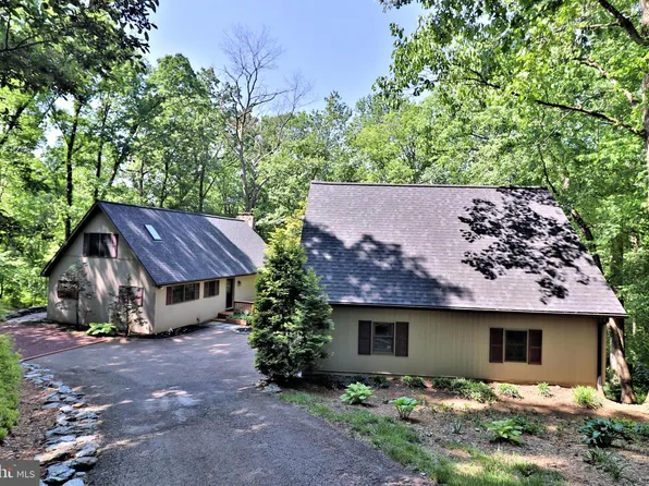 94 N Tanglewood Dr, Quarryville, PA 17566