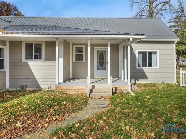 207 N Evans St, Bradner, OH 43406