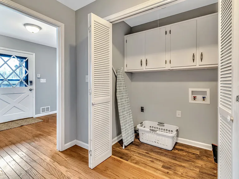 367 Autumn Ln SE — Photo 11