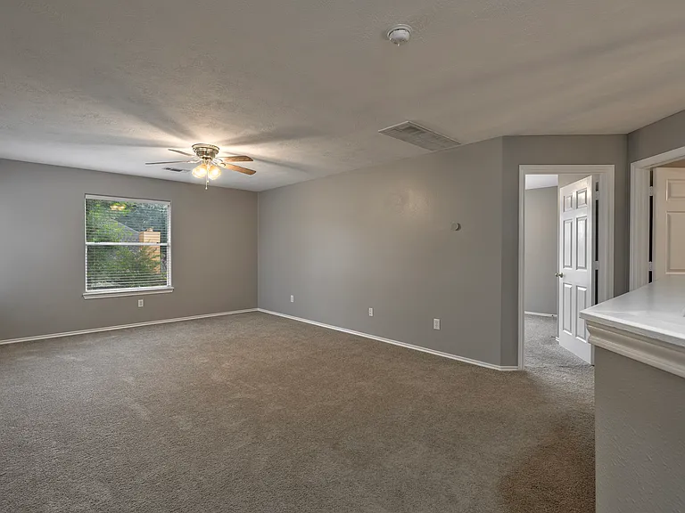 3361 Zubin Ln — Photo 24
