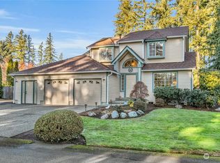 23232 SE 285th St, Maple Valley, WA 98038