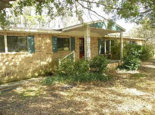 127 Meadow St, Mansfield, LA 71052