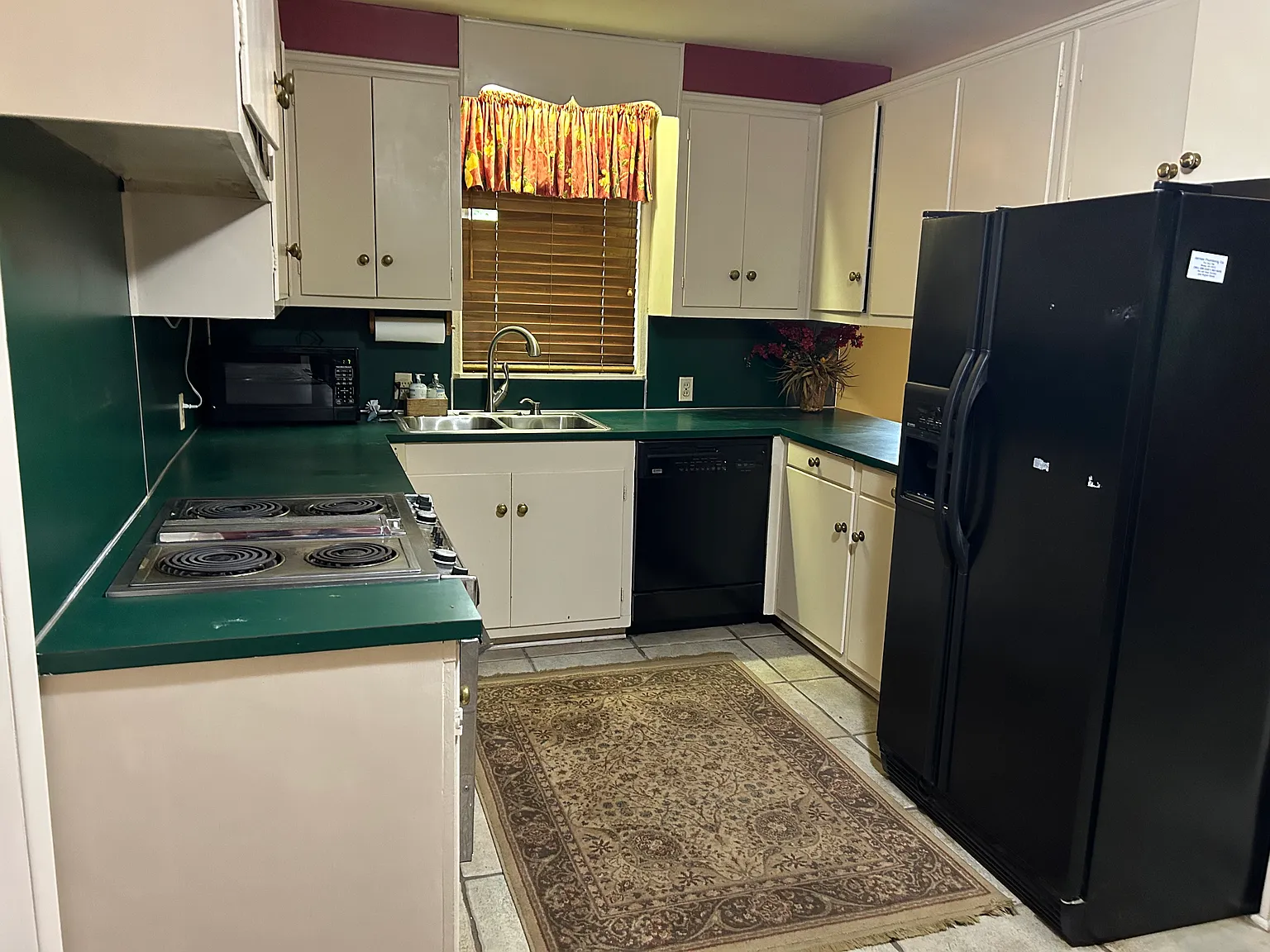 4 bed, 2345 sqft, $2,000 — Photo 3