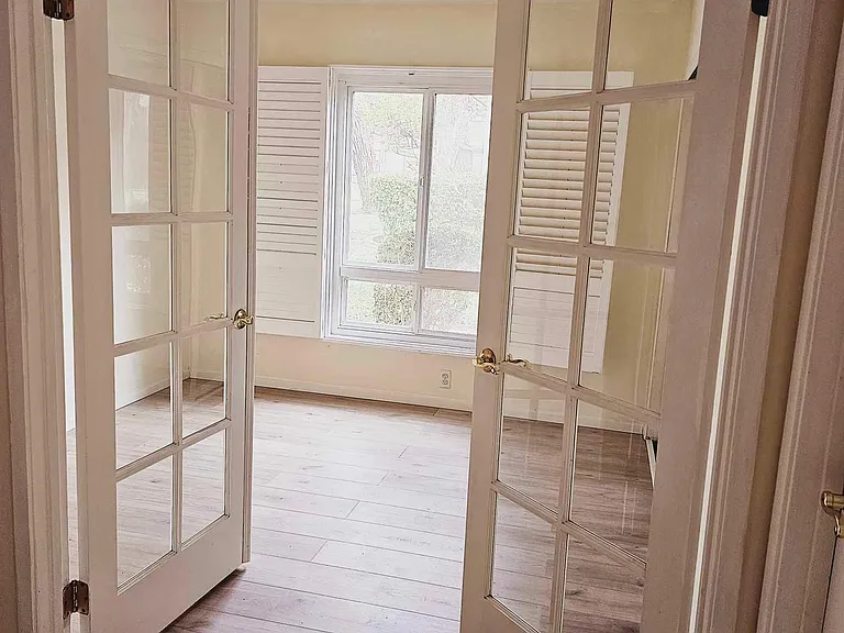 Third bedroom/ office
