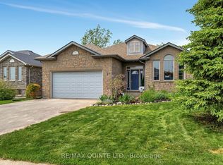 29 Northview Ln, Quinte West, ON K8V 6X6