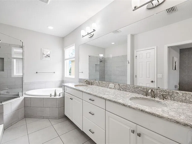 8029 Clementine Ln — Photo 28