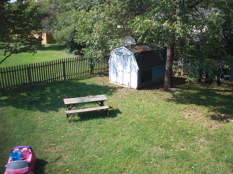 106 W Virginia Ave — Photo 13