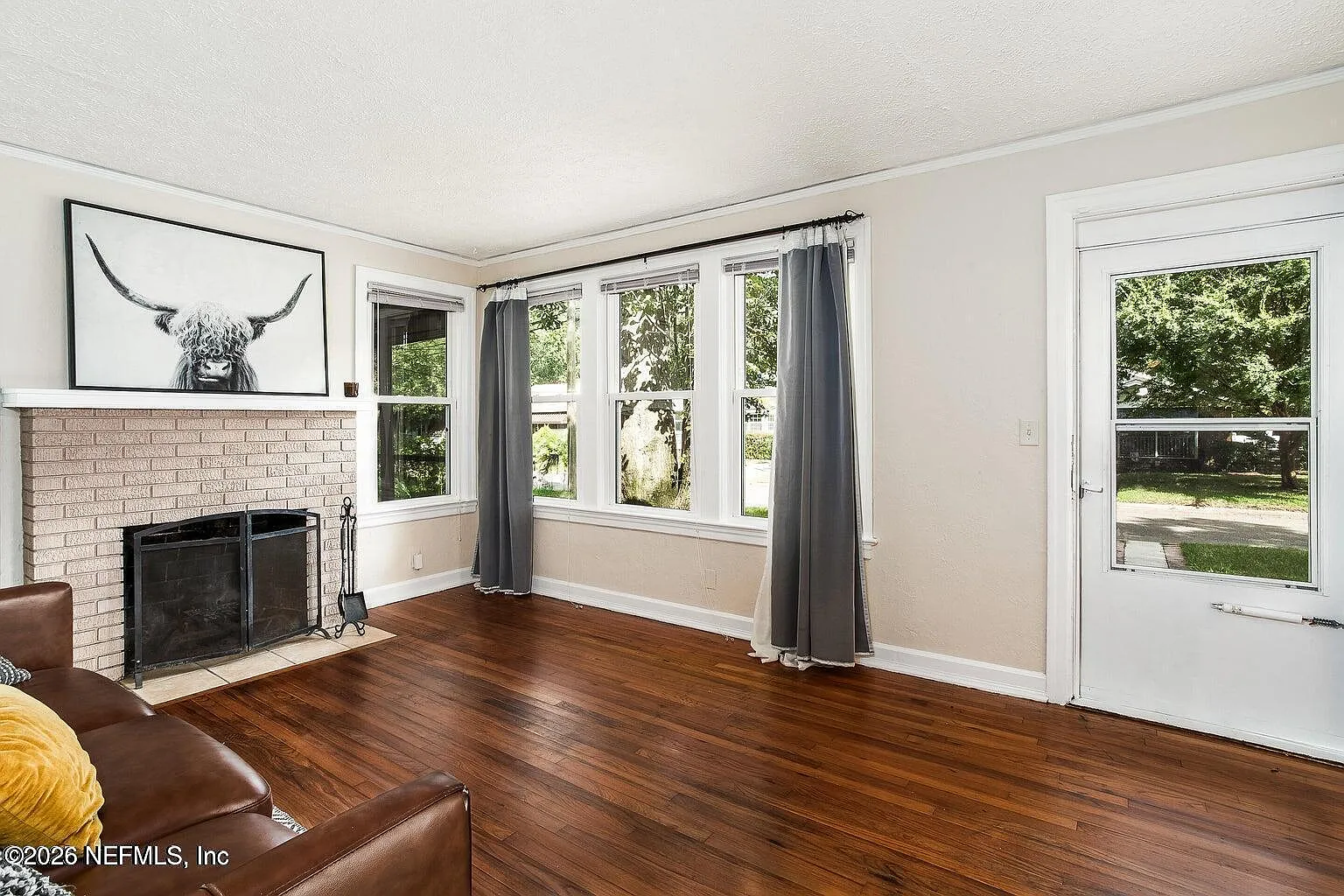 3 bed, 1.0 bath, 1170 sqft, $1,800 — Photo 4