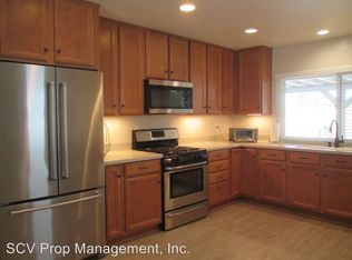 25724 Salceda Rd, Santa Clarita, CA 91355