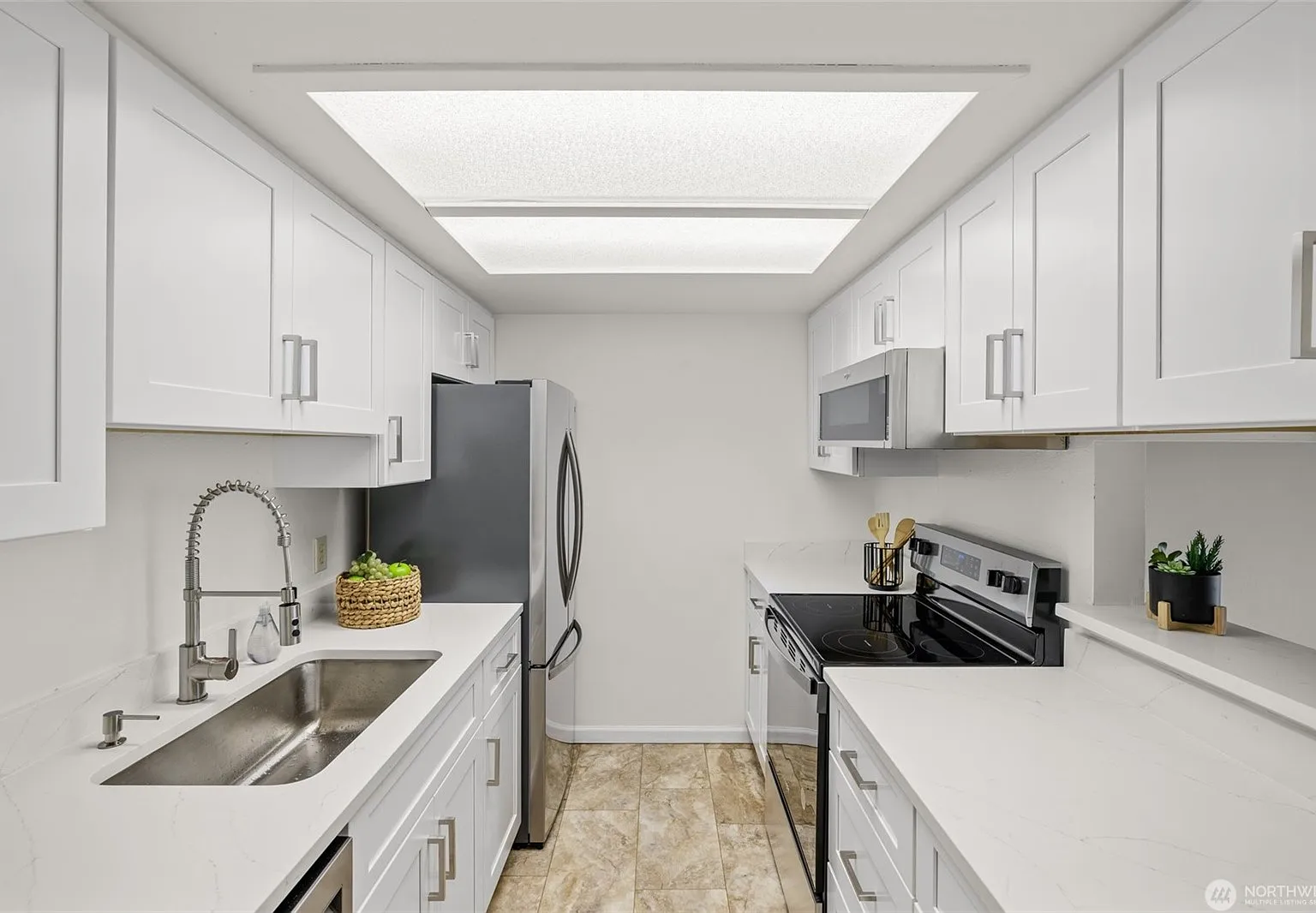 1 bed, 863 sqft, $1,995 — Photo 4