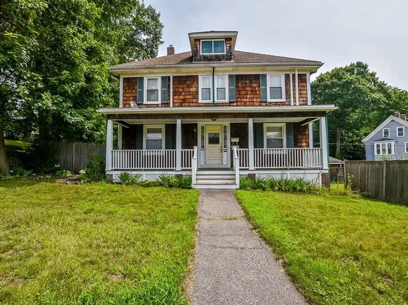 61 Oakland St, Mansfield, MA 02048