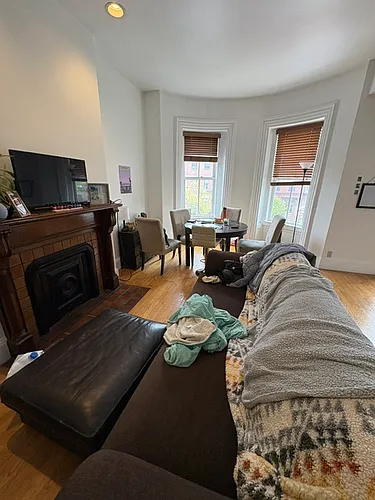 523 Columbus Ave #D Photo 1