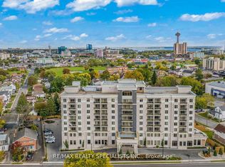 5698 Main St #304, Niagara Falls, ON L2G 0Z2