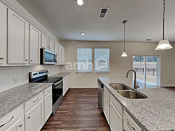 4th image of 122 Ashton Park Dr