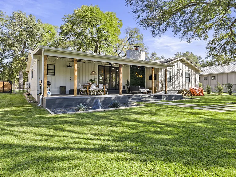 Pecan Creek Dr — Photo 5