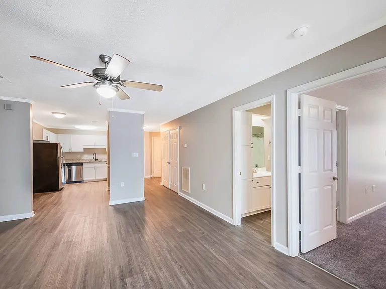 Summerlyn Place — Photo 60