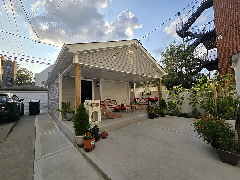 3118 N Central Park Ave #1R — Photo 8