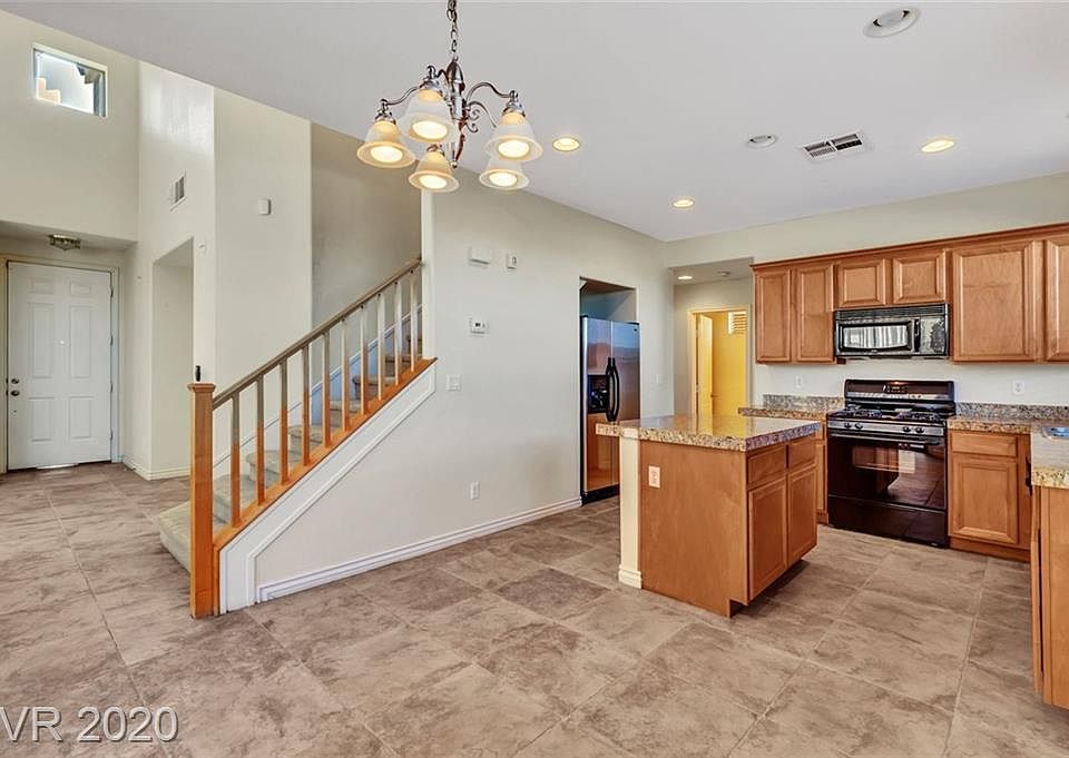 1st image of 8188 Amesbury Canyon St