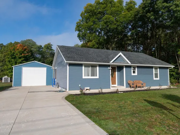 56131 Butternut Rd, South Bend, IN 46619