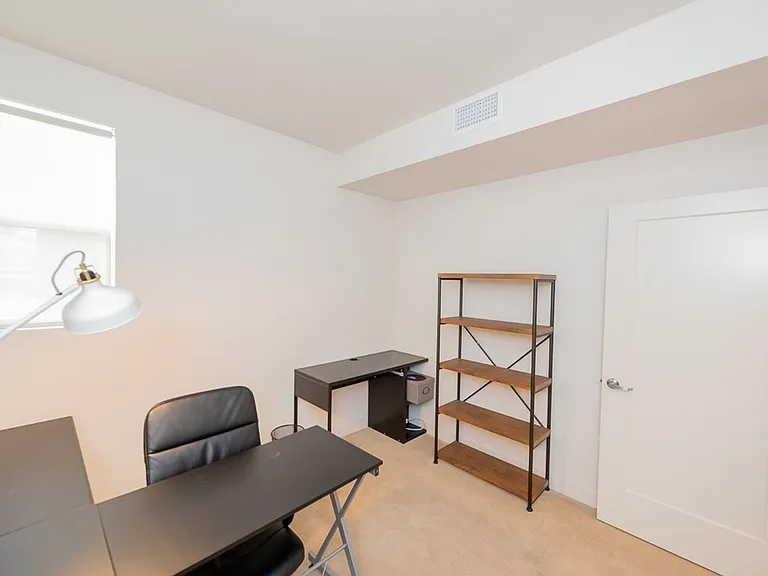 436 S Virgil Ave #308 — Photo 10