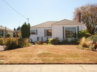 6102 NE Clackamas St, Portland, OR 97213
