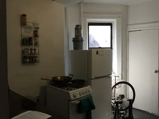 Rented by City Heights Realty | media 15