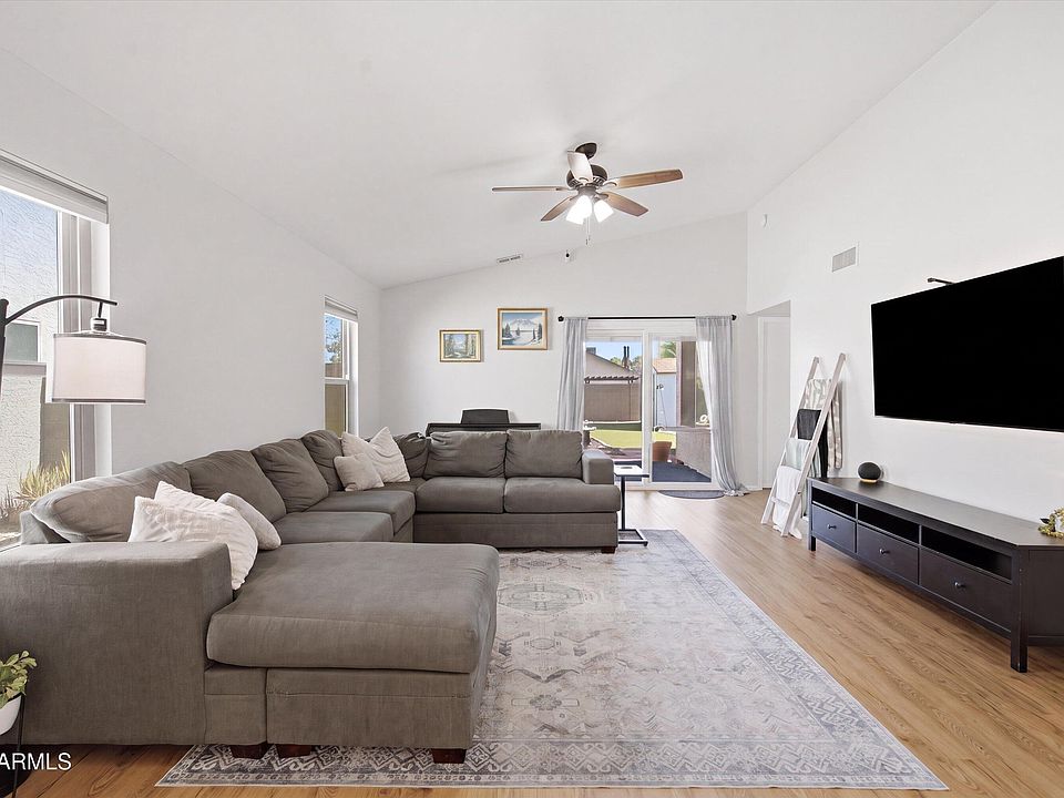 1st image of 8839 W BLUEFIELD Avenue