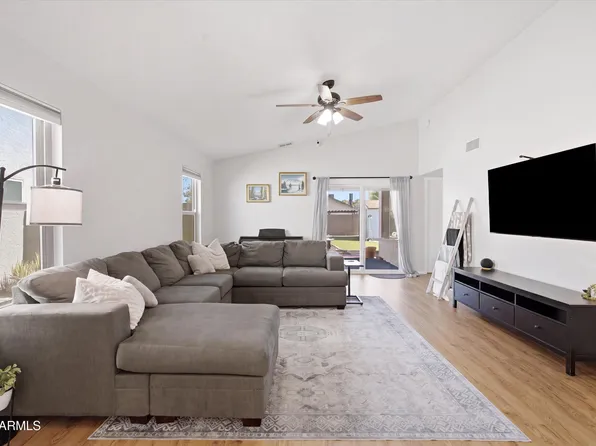 8839 W BLUEFIELD Avenue, Peoria, AZ 85382