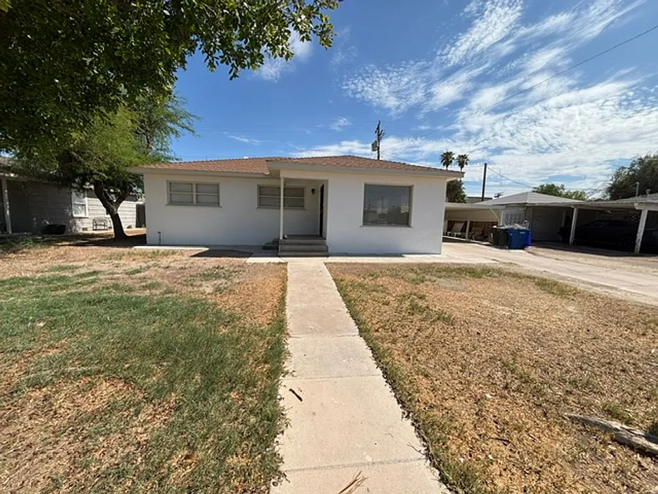 1249 Sandalwood Dr