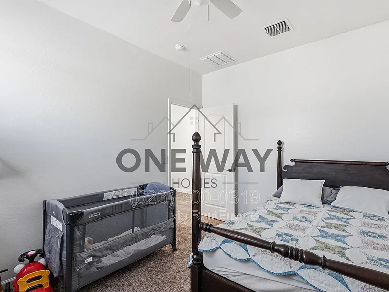 30558 W Clarendon Ave — Photo 24