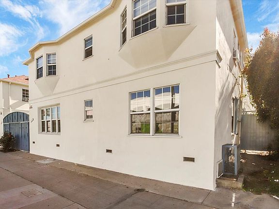 2nd image of 1239 S La Cienega Blvd APT 5