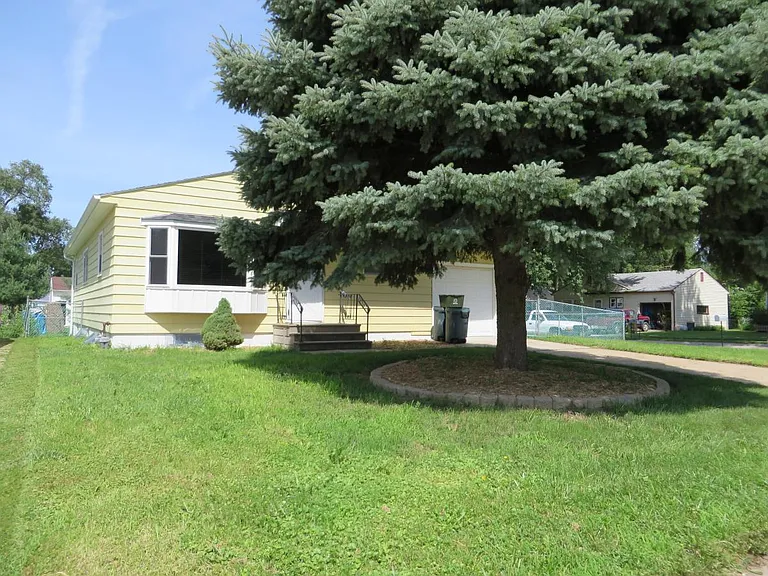 3202 Calhoun St — Photo 23