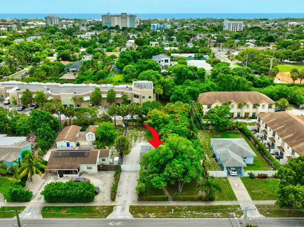 621 S Swinton Avenue, Delray Beach, FL 33444