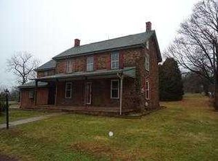 2512 Diamond St, Sellersville, PA 18960