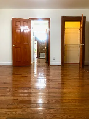 Rented by Compass | media 23