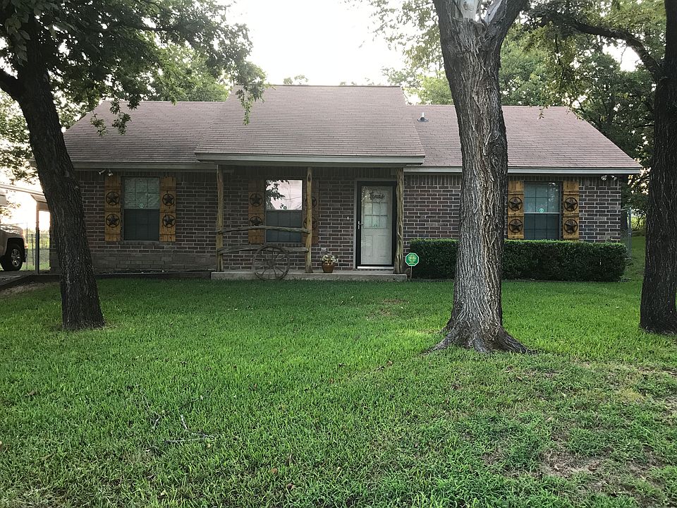 1st image of 713 Lakewood Dr