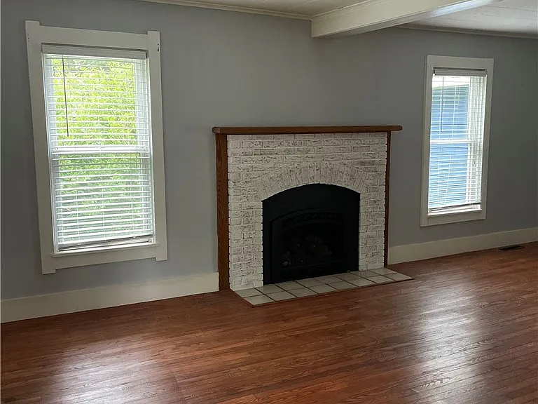 360 S So Indiana Ave — Photo 16