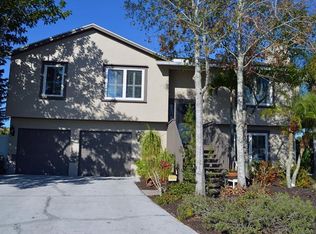 671 Eastpointe Ct, Sarasota, FL 34232