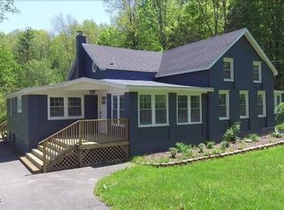 96 W Deans Mill Rd, West Coxsackie, NY 12192
