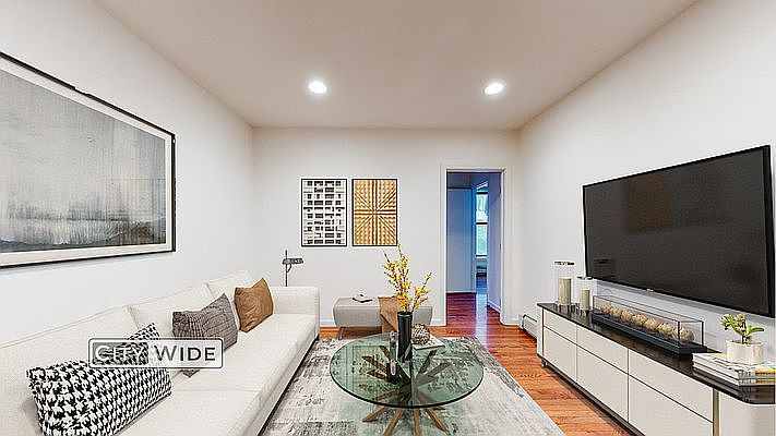 1st image of 1099 2nd Ave #4