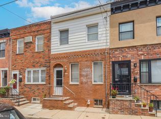 1221 Mercy St, Philadelphia, PA 19148