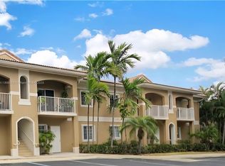 4802 Washington St, Hollywood, FL 33021