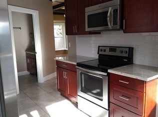 4409 SW Findlay St, Seattle, WA 98136