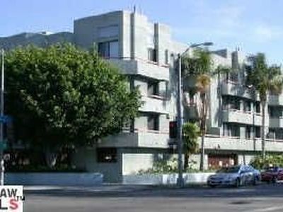 5670 W Olympic Blvd #Penthouse 03, Los Angeles, CA, 90036
